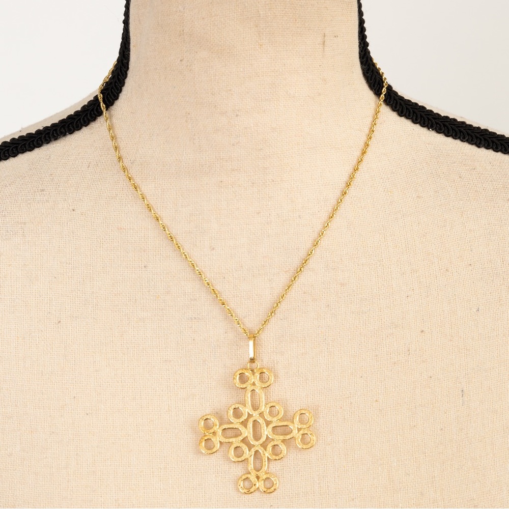 Italian made 14K yellow gold cross pendant